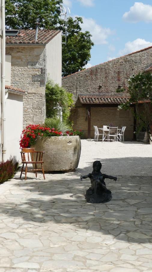 La Rochelle Et L'Aunis Bed & Breakfast Saint-Sauveur-d'Aunis Ngoại thất bức ảnh