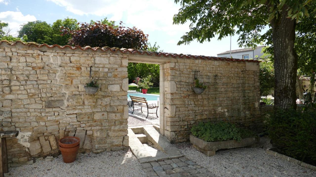 La Rochelle Et L'Aunis Bed & Breakfast Saint-Sauveur-d'Aunis Ngoại thất bức ảnh