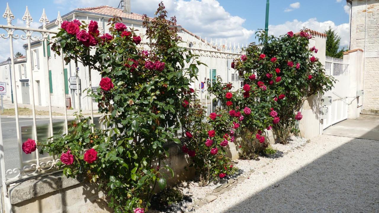 La Rochelle Et L'Aunis Bed & Breakfast Saint-Sauveur-d'Aunis Ngoại thất bức ảnh