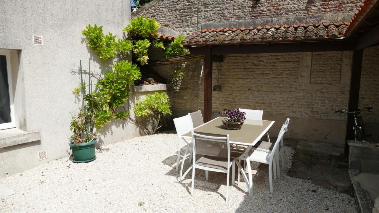 La Rochelle Et L'Aunis Bed & Breakfast Saint-Sauveur-d'Aunis Ngoại thất bức ảnh