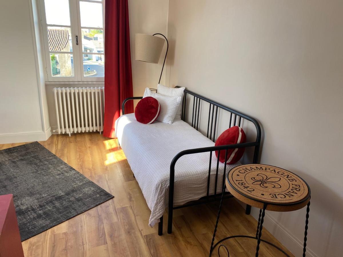 La Rochelle Et L'Aunis Bed & Breakfast Saint-Sauveur-d'Aunis Ngoại thất bức ảnh