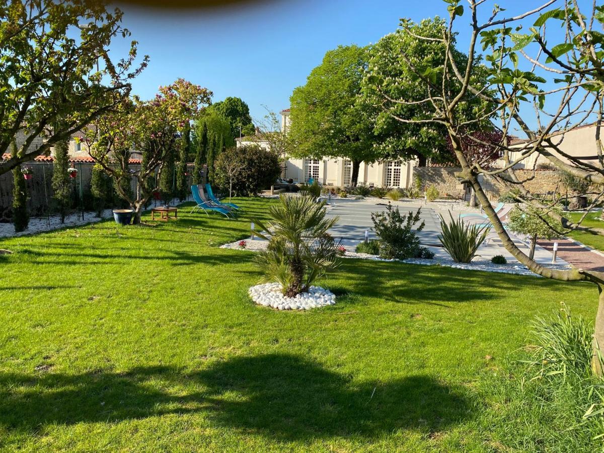 La Rochelle Et L'Aunis Bed & Breakfast Saint-Sauveur-d'Aunis Ngoại thất bức ảnh